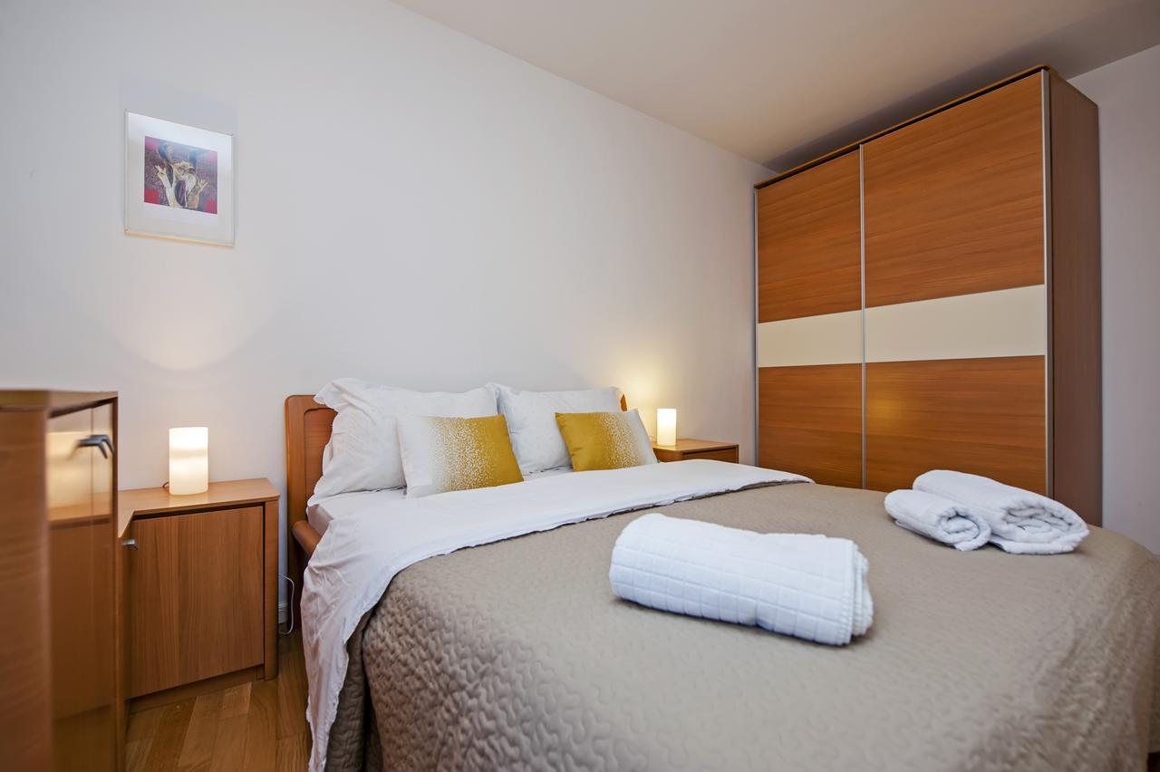 Apartment Campanile โรวีน ภายนอก รูปภาพ